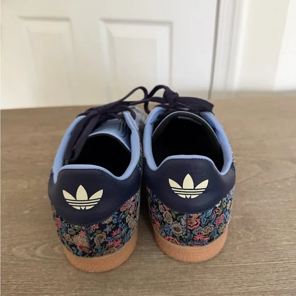 Adidas Gazelle X Liberty London Sneakers (size: 6.5 Big Kids or Women’s 8.5/9) - Picture 3 of 10